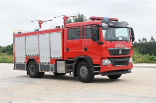 豪沃4噸干粉消防車(chē)(國(guó)六）